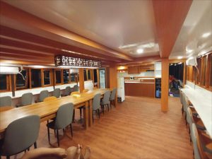 KLM Eternal dining room