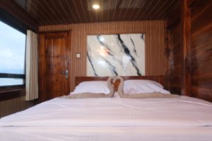 Komodo Cabin