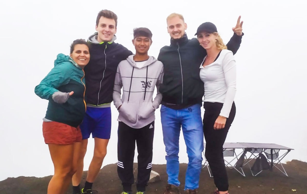 4D3N Rinjani Summit Trek